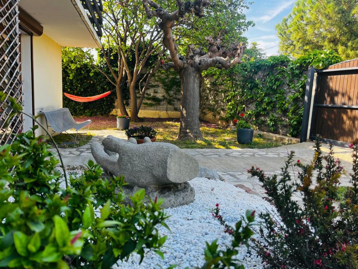 Villa Individuelle Familiale 4 A 12 Couchages Cuxac-dʼAude Exteriör bild